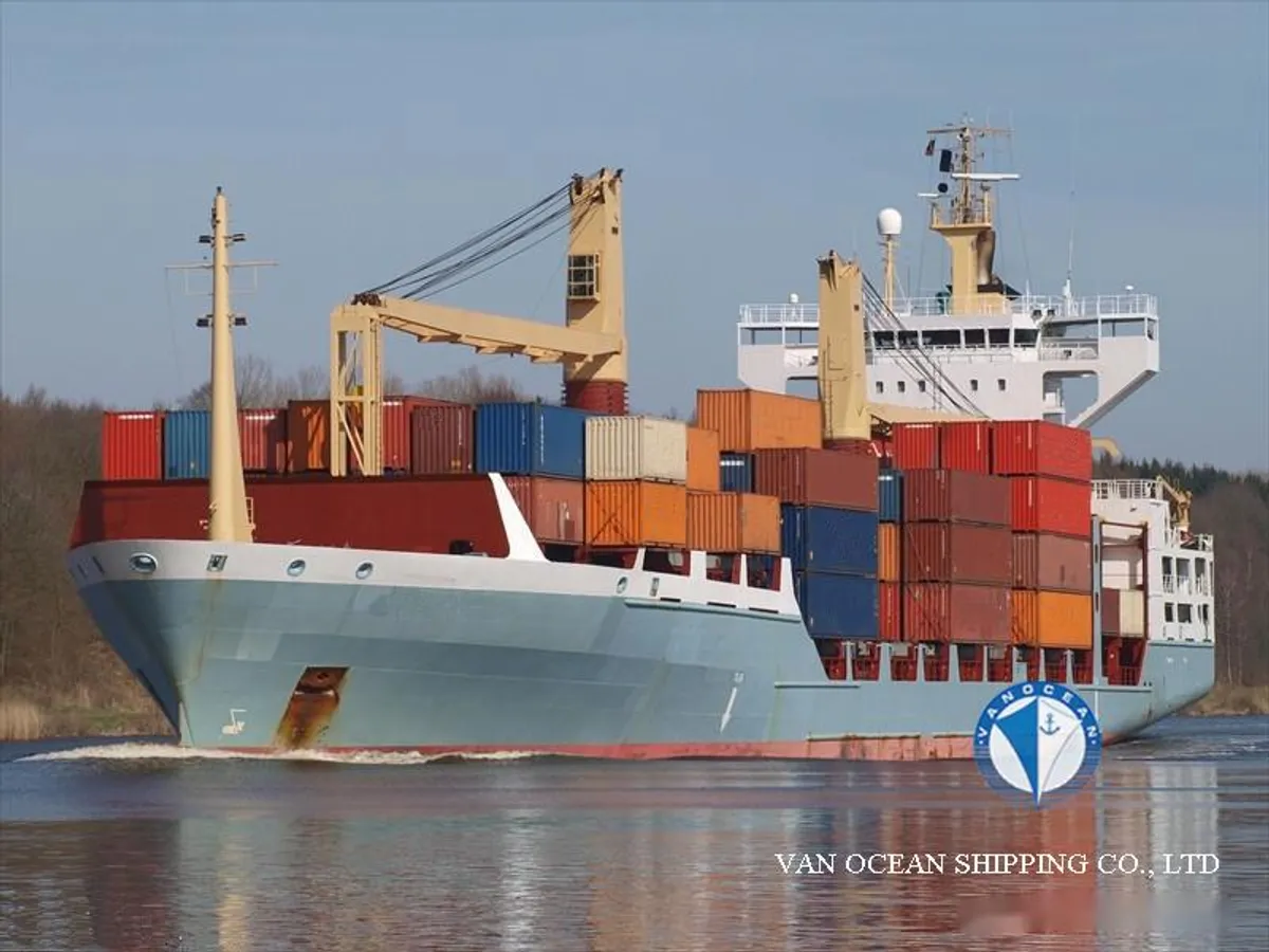 Reefer kuģis pārdod