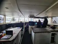 Trallers pārdod