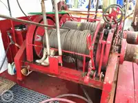 Trallers pārdod
