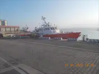 Apkalpes kuģis pārdod