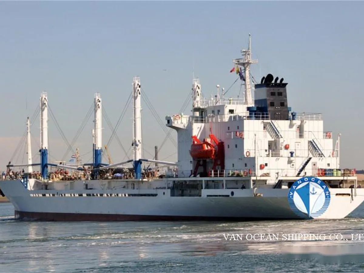 Reefer kuģis pārdod