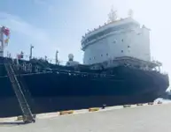 Naftas / Ķīmisko vielu tankkuģis pārdod