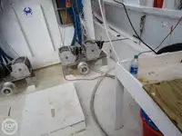 Trallers pārdod