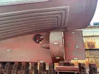 Trallers pārdod