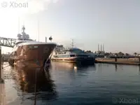 Kruīza kuģis pārdod