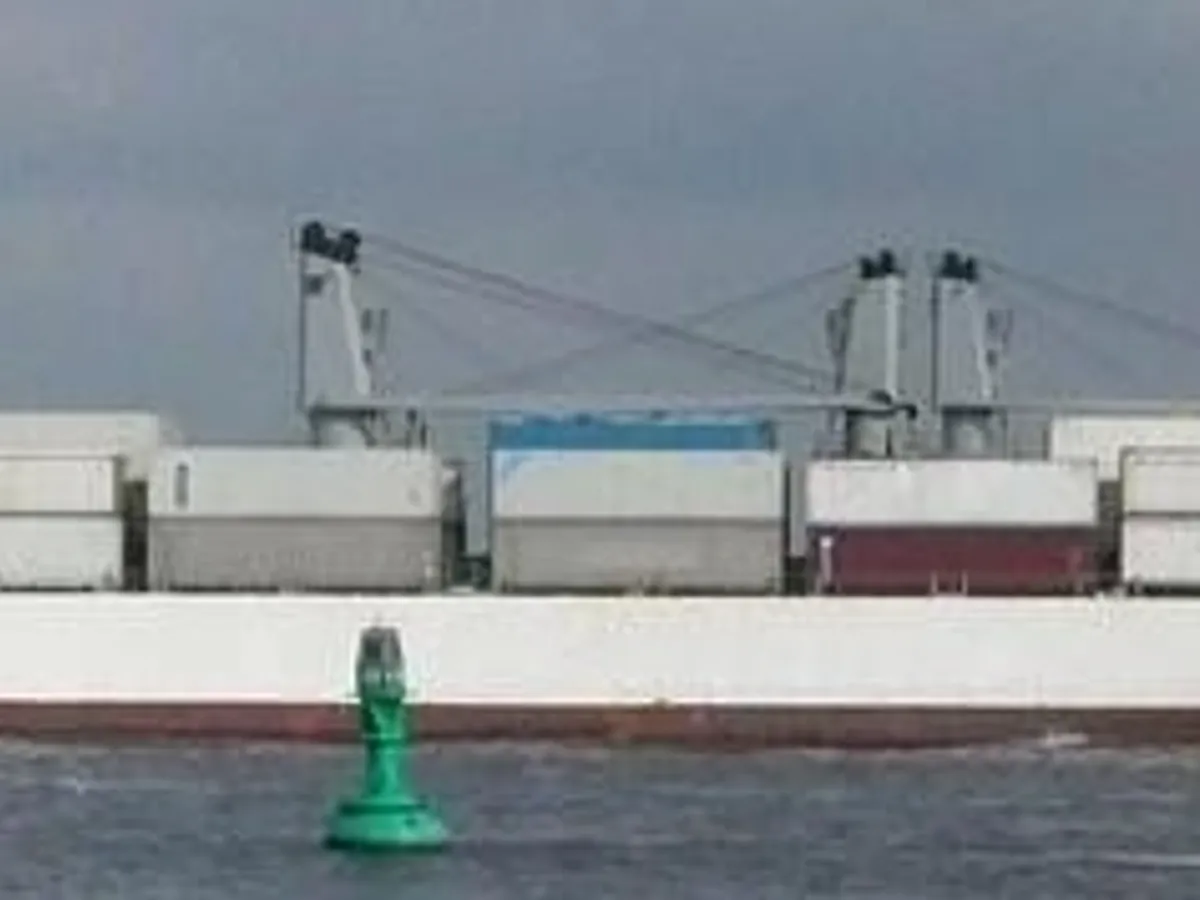 Reefer kuģis pārdod