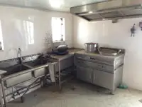 Naftas / Ķīmisko vielu tankkuģis pārdod