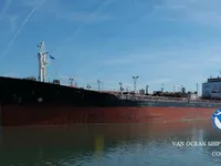 Naftas / Ķīmisko vielu tankkuģis pārdod