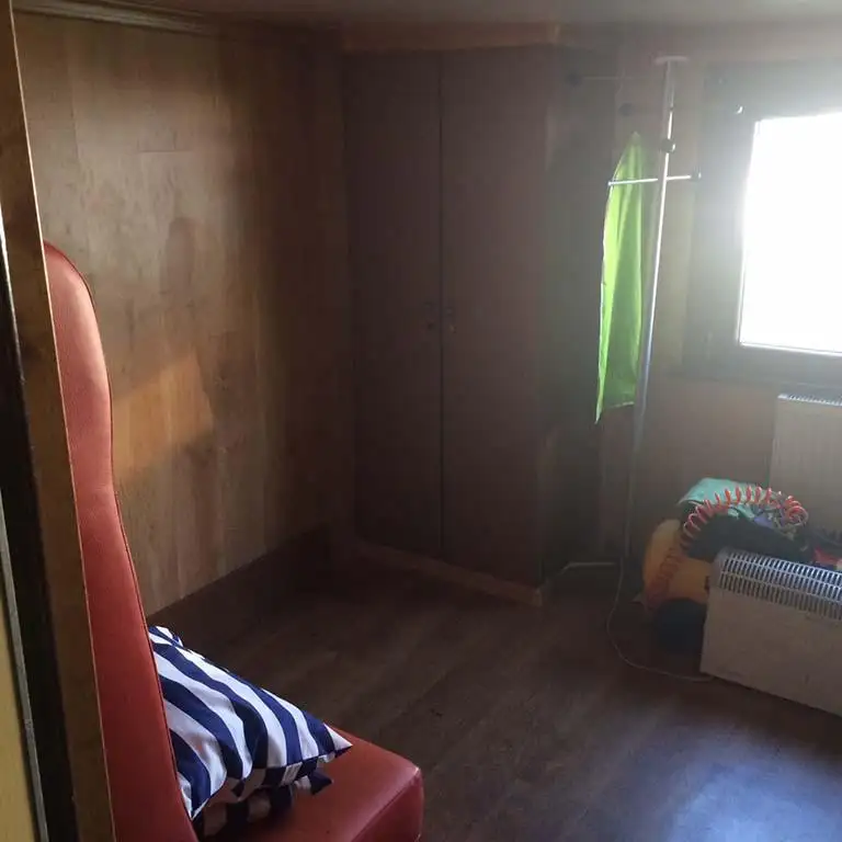 Konteinerkuģis pārdod