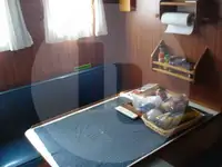 Dzīvu zivju pārvadājumu kuģis pārdod