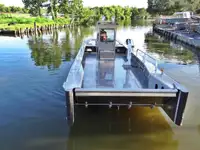 Desanta kuģis, tankkuģis pārdod