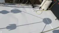 Trallers pārdod