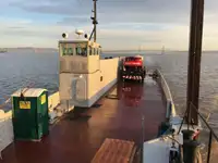 Desanta kuģis, tankkuģis pārdod