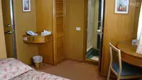 Niršanas atbalsta kuģis pārdod