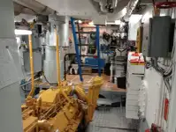 Trallers pārdod