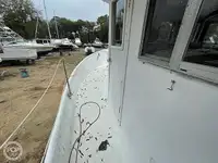 Trallers pārdod