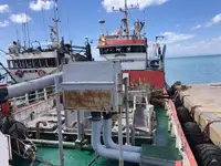 Trallers pārdod