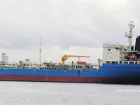 Naftas / Ķīmisko vielu tankkuģis pārdod