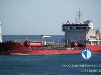 Naftas / Ķīmisko vielu tankkuģis pārdod