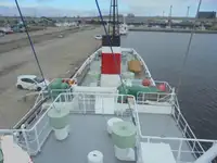 Patruļkuģis pārdod