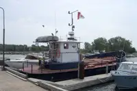Naftas / Ķīmisko vielu tankkuģis pārdod