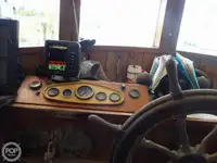 Trallers pārdod