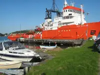 Platformas apgādes kuģis (PSV) pārdod