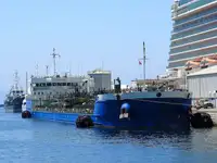Oil/Chemical tanker pārdošanā