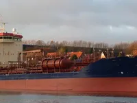 Naftas / Ķīmisko vielu tankkuģis pārdod
