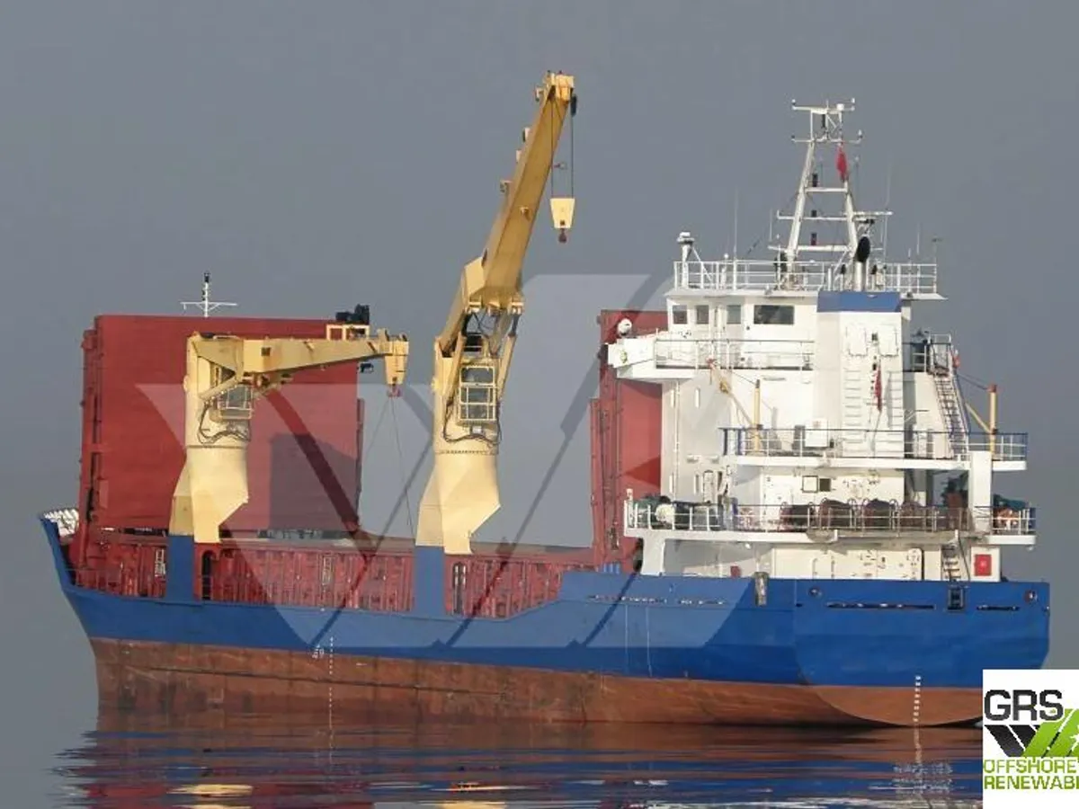 Reefer kuģis pārdod