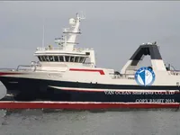 Trallers pārdod