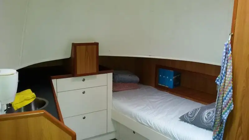 Patruļkuģis pārdod
