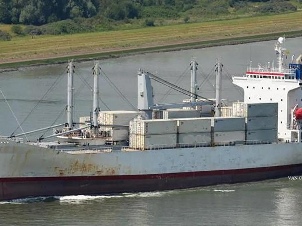 Reefer kuģis pārdod