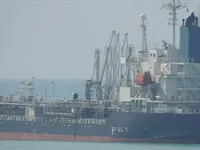 Naftas / Ķīmisko vielu tankkuģis pārdod