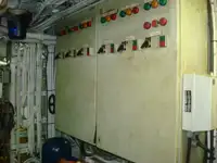 Trallers pārdod