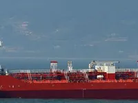 Naftas / Ķīmisko vielu tankkuģis pārdod