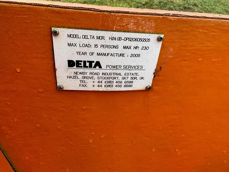 Cietā piepūšamā laiva pārdod
