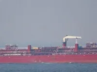 Naftas / Ķīmisko vielu tankkuģis pārdod
