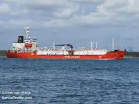 Oil/Chemical tanker pārdošanā
