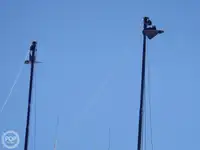 Trallers pārdod