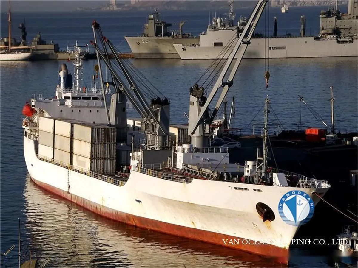 Reefer kuģis pārdod