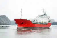 Oil/Chemical tanker pārdošanā