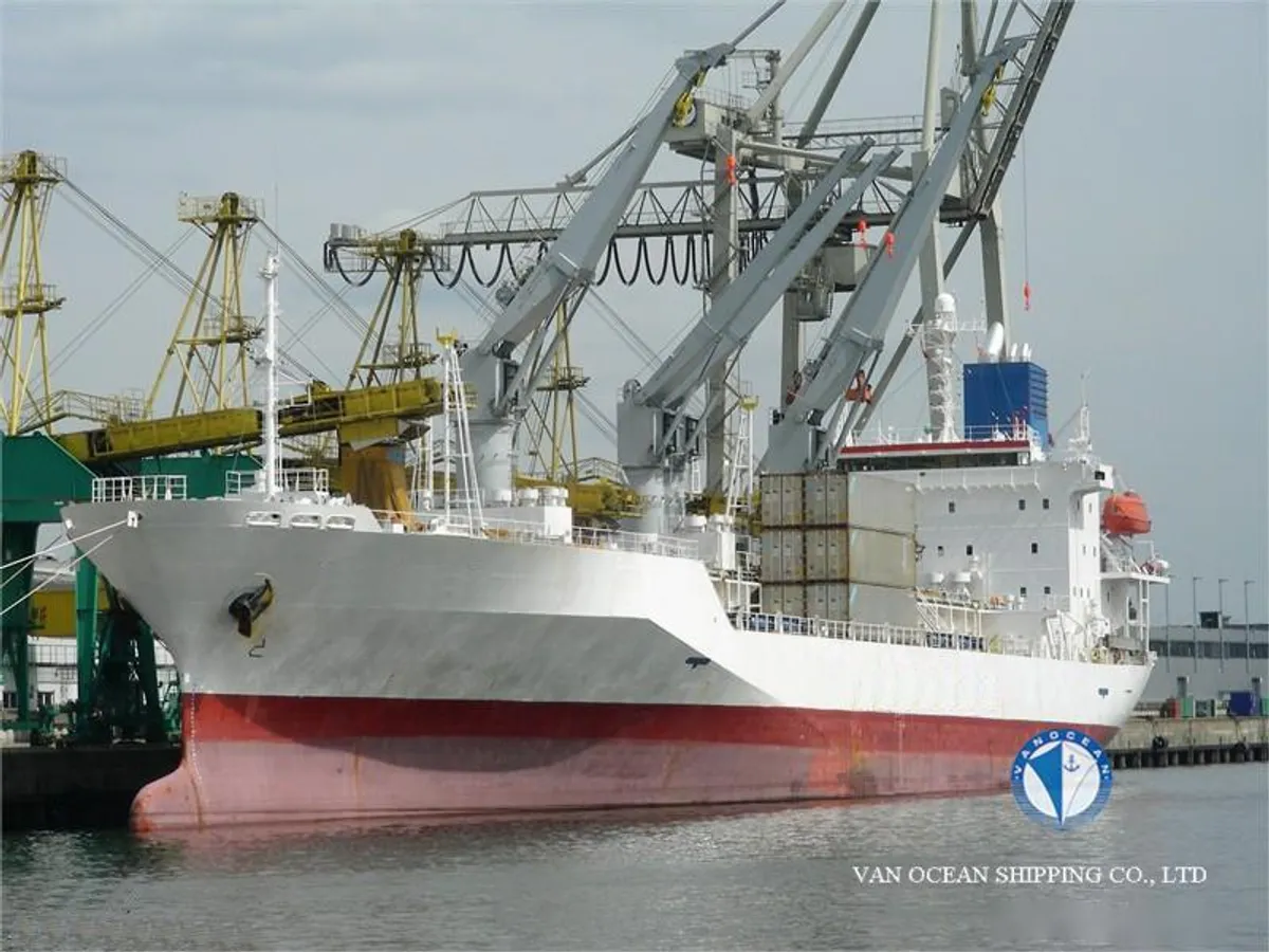 Reefer kuģis pārdod