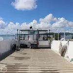Desanta kuģis, tankkuģis pārdod