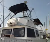 Niršanas atbalsta kuģis pārdod