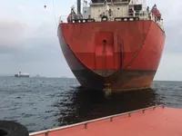 Naftas / Ķīmisko vielu tankkuģis pārdod