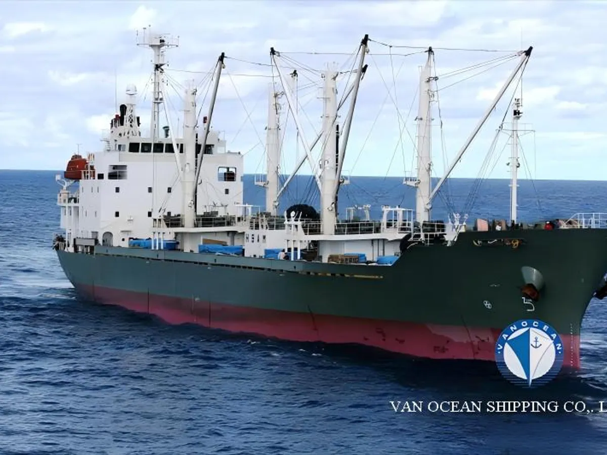 Reefer kuģis pārdod