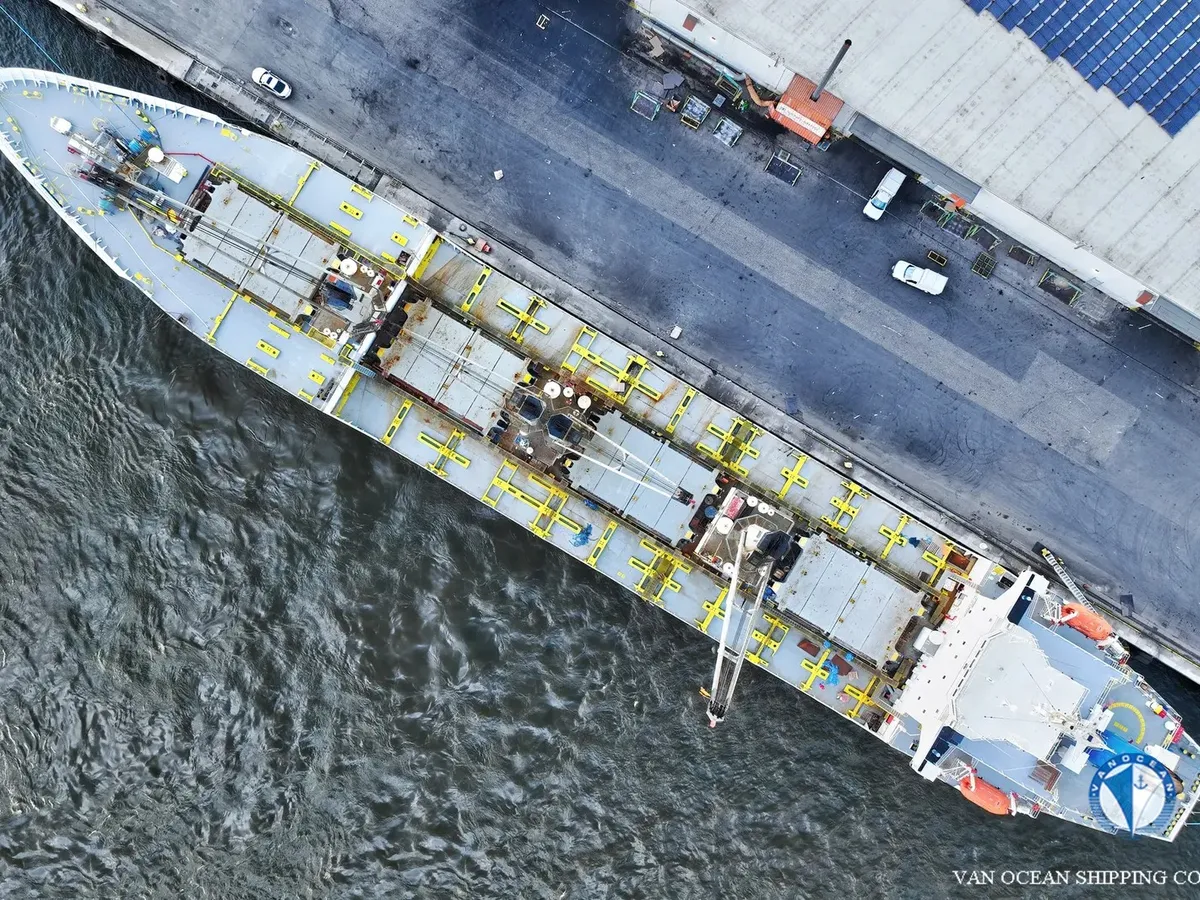 Reefer kuģis pārdod