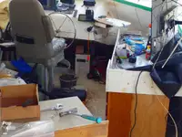 Trallers pārdod