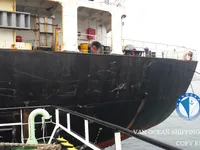 Naftas / Ķīmisko vielu tankkuģis pārdod